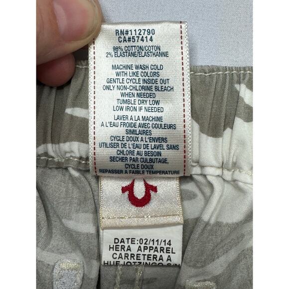 True Religion Women's Gray White Camouflage Jogger Pants - Size XS (26x26) - Picture 5 of 6